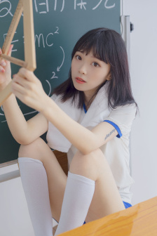 女脱个精光100张